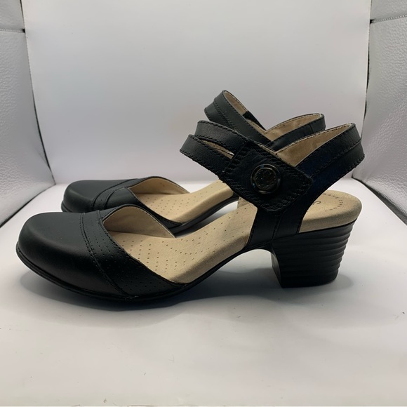 Clarks Women's Valarie Rally Mary Jane Pump Black Leather size 7.5M 031524 - Picture 2 of 10